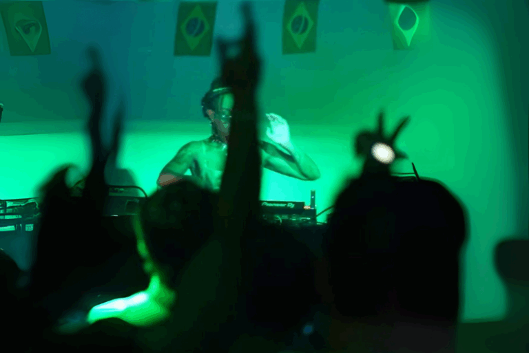 MINI BAILE leva o clima de boteco brasileiro para Seattle